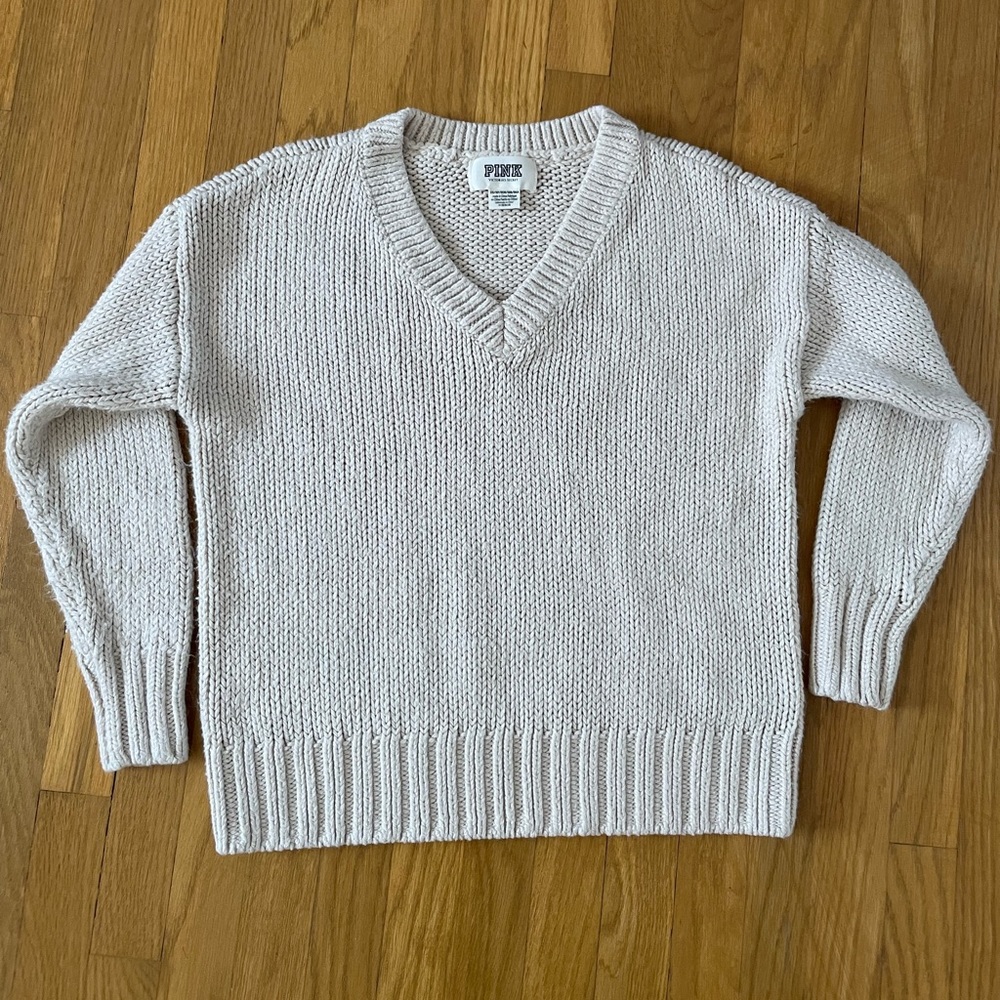 Cream Knit Sweater! Great condition! PINK by Victoria’s Secret XS So cozy! ✨